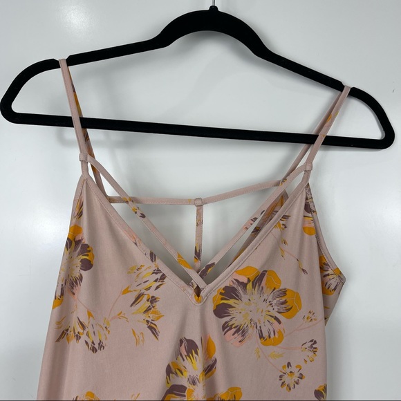 Free People Sleeveless Strappy Floral Print V-Neck Cami Top Size XS - Picture 3 of 7